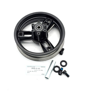Wheel hub (with screws) S5/S8